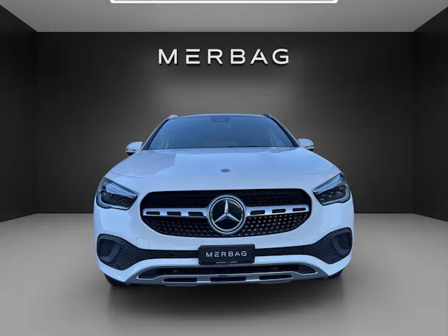 Mercedes-Benz GLA 220d Progress. 4Matic