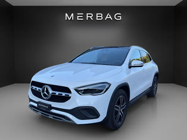 Mercedes-Benz GLA 220d Progress. 4Matic