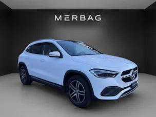 Mercedes-Benz GLA 220d Progress. 4Matic