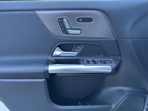 Mercedes-Benz GLA 220d Progress. 4Matic