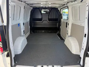 Ford Transit Custom Van PHEV 320 L1H1 Trend Automat