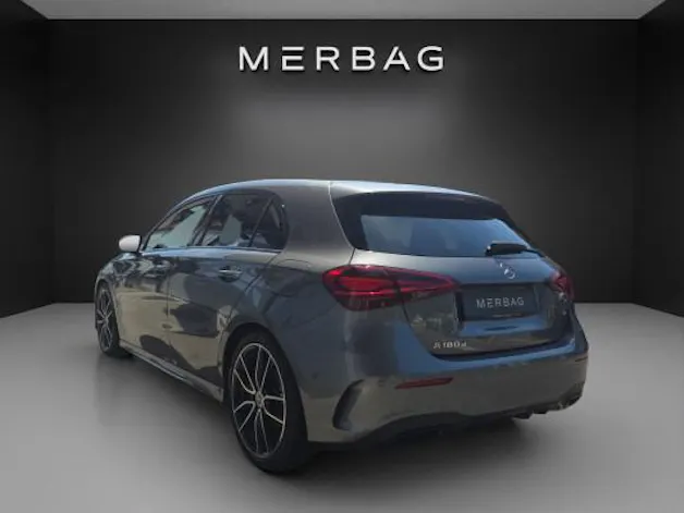 Mercedes-Benz A 180 d 8G-DCT