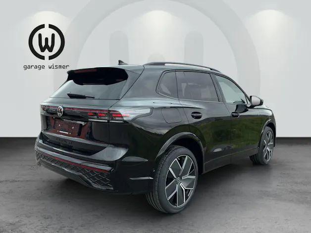 VW Tiguan R-Line Plus