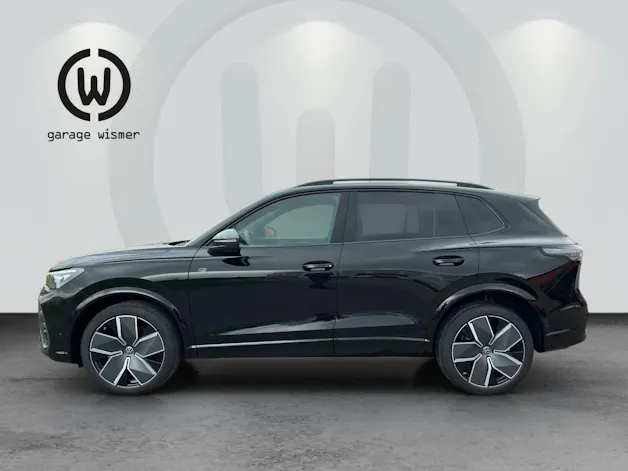 VW Tiguan R-Line Plus