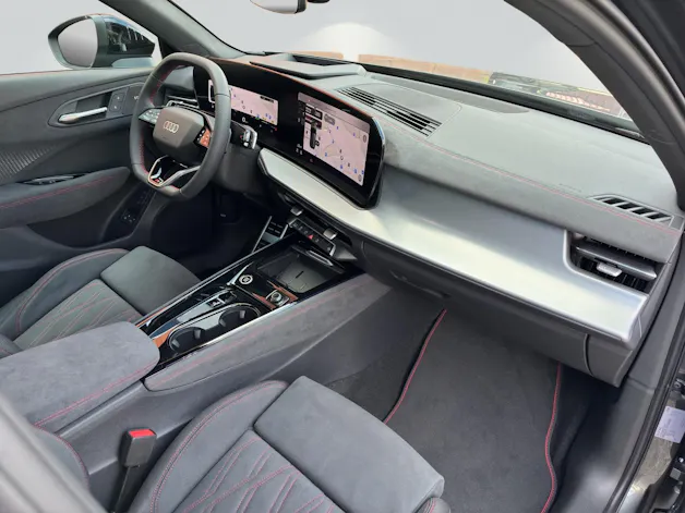 Audi Q3 SUV e-hybrid 200 kW