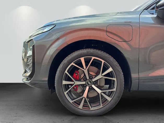 Audi Q3 SUV e-hybrid 200 kW