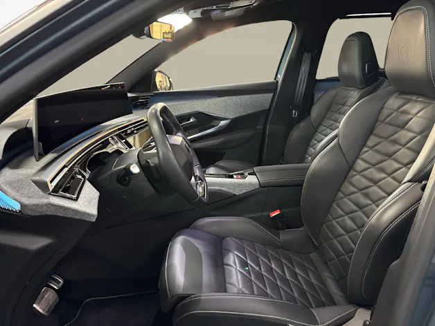 Peugeot 5008 1.2 Hybrid GT