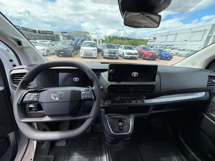 Fahrzeugbild TOYOTA PROACE