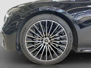 Mercedes-Benz E 300 de AMG Line 4MATIC