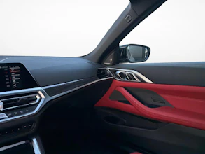 https://vehicle.imgix.net/4290063/130e41bd-49d3-49f9-92fd-900460e31f0d.jpg