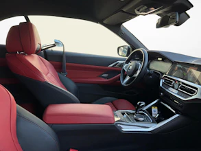 https://vehicle.imgix.net/4290063/8c536979-4c54-428e-b3c9-963f51e3ee42.jpg