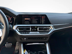 https://vehicle.imgix.net/4290063/c78070d2-a239-4734-b12e-6d5118f6c2b2.jpg