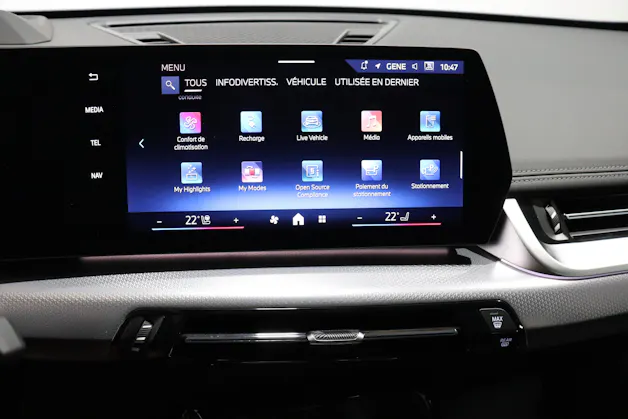 BMW X1 30e xDrive paddles