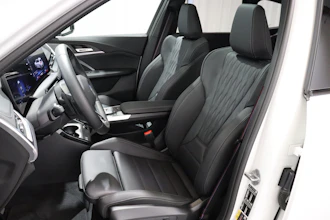 https://vehicle.imgix.net/4290064/8f3bfaff-c07c-471f-81c2-5385a7738c13.JPG