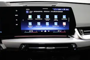 BMW X1 30e xDrive paddles
