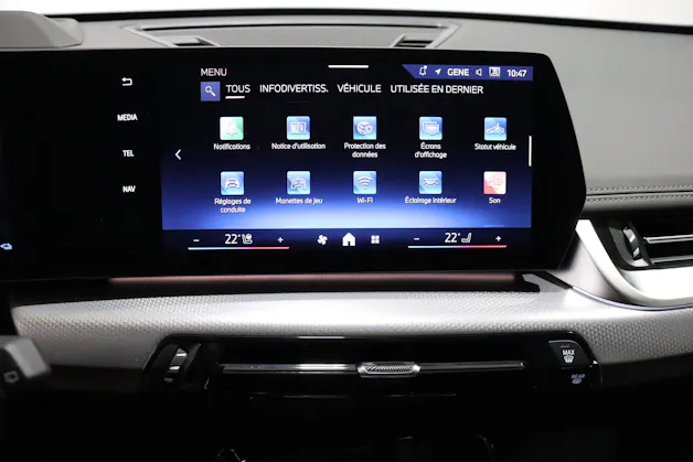 BMW X1 30e xDrive paddles