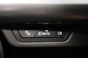 Fahrzeugbild BMW X1 30e xDrive paddles