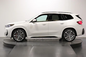 https://vehicle.imgix.net/4290064/f6c76b8f-8db2-43fb-a11f-3bd2c5773860.JPG
