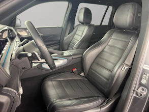 https://vehicle.imgix.net/4290111/2a68dd4d-7bec-46d8-b342-a957b622a803.jpg