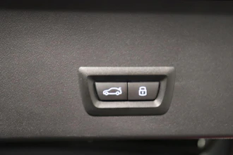 https://vehicle.imgix.net/4290132/38d8c016-5e03-4cce-ad3f-31b1db0f4ec2.JPG