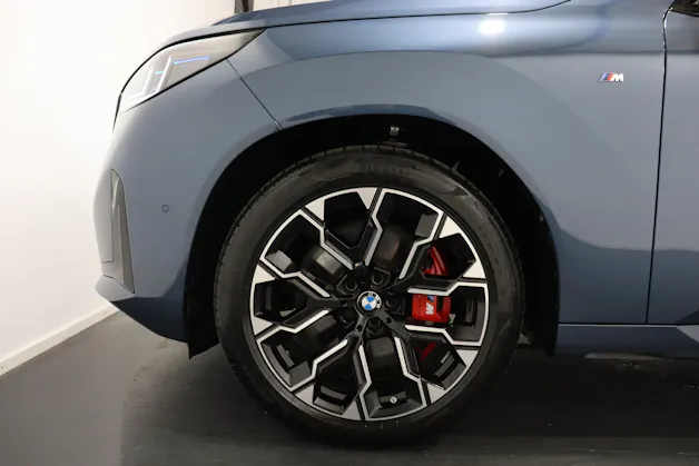 BMW X3 M50i