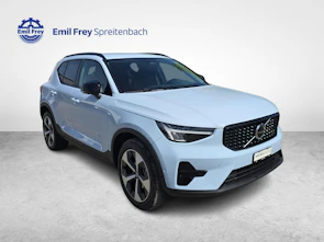 Fahrzeugbild VOLVO XC40 2.0 B4 MH Plus Dark