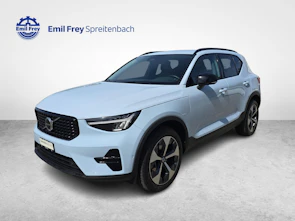 Fahrzeugbild VOLVO XC40 2.0 B4 MH Plus Dark