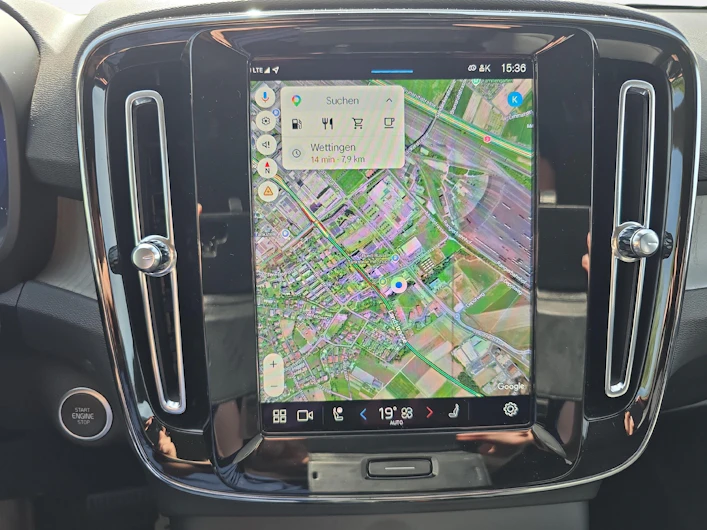 Fahrzeugbild VOLVO XC40
