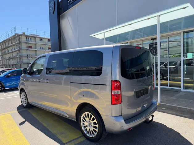 Peugeot Traveller Standard 2.0 BlueHDi 180 Business S/S