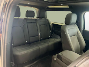 https://vehicle.imgix.net/4290169/576abbea-566e-4a35-a5aa-23129eb5803c.jpg