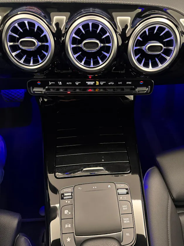 Mercedes-Benz CLA 200 Progressive Shooting Brake