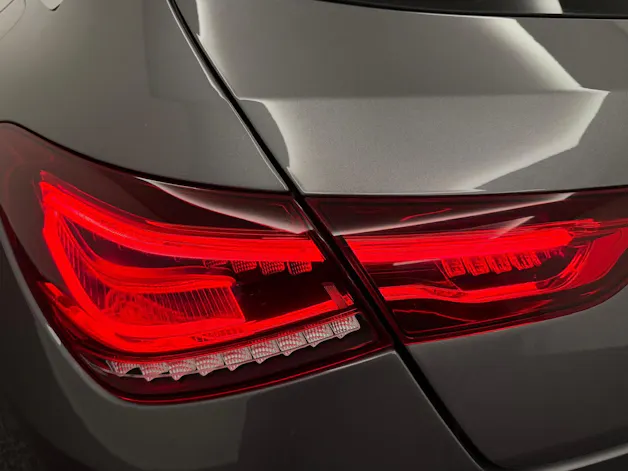 Mercedes-Benz CLA 200 Progressive Shooting Brake