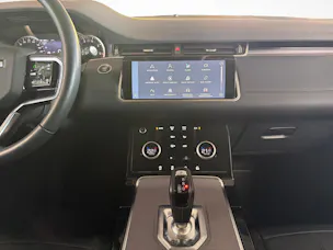 Land Rover Range Rover Evoque 2.0 T SE mit Anhängerkupplung