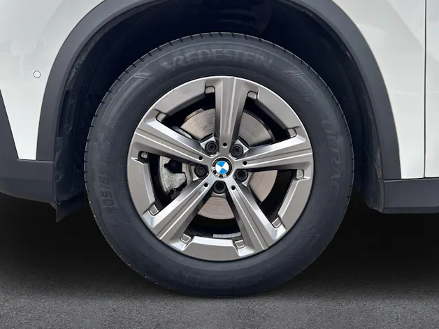 BMW X1 20d xDrive U11 (CH) AHK