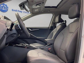https://vehicle.imgix.net/4290242/734cceb5-2ae8-4d42-b3e2-407c3360bbd8.jpg