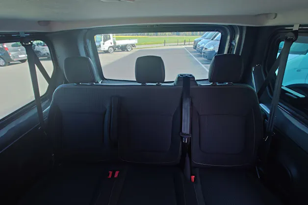 Nissan Primastar Kombi 2.8 t L1 H1 2. Tekna