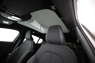 Fahrzeugbild VOLVO C40 E80 Ultimate AWD