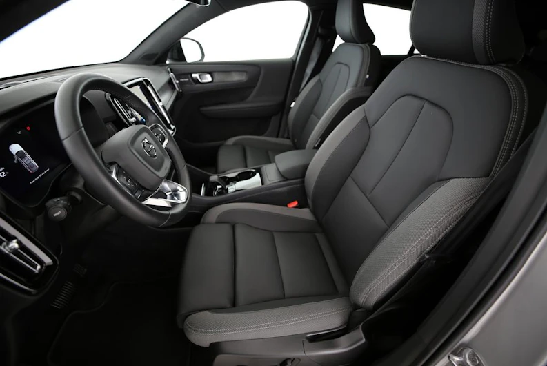 Fahrzeugbild VOLVO C40
