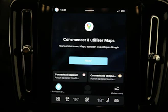 https://vehicle.imgix.net/4290320/cf91ec77-0a40-4ab5-a258-db11b5613b58.jpg