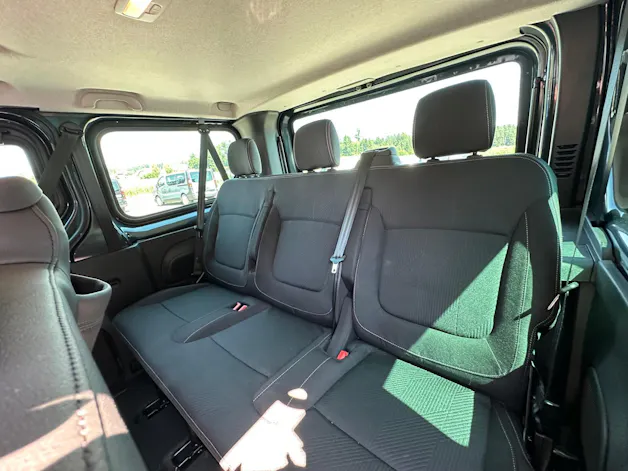 Nissan Primastar Kombi 2.8 t L1 H1 2. Tekna