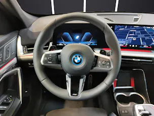 BMW X1 30e xDrive paddles