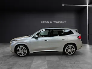 BMW X1 30e xDrive paddles