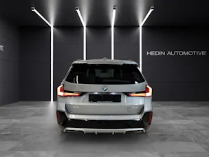 BMW X1 30e xDrive paddles