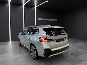 BMW X1 30e xDrive paddles