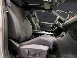 BMW X1 30e xDrive paddles