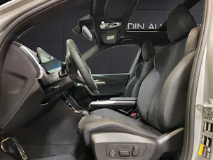 BMW X1 30e xDrive paddles