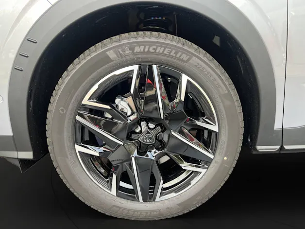 Peugeot 5008 1.2 Hybrid Allure