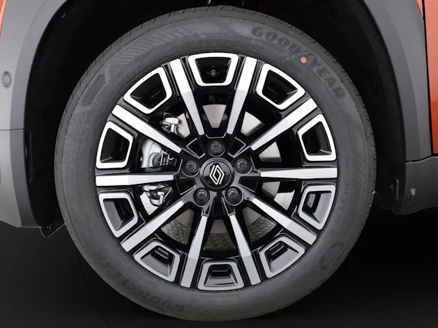 Renault R4 E-Tech Comfort Range iconic