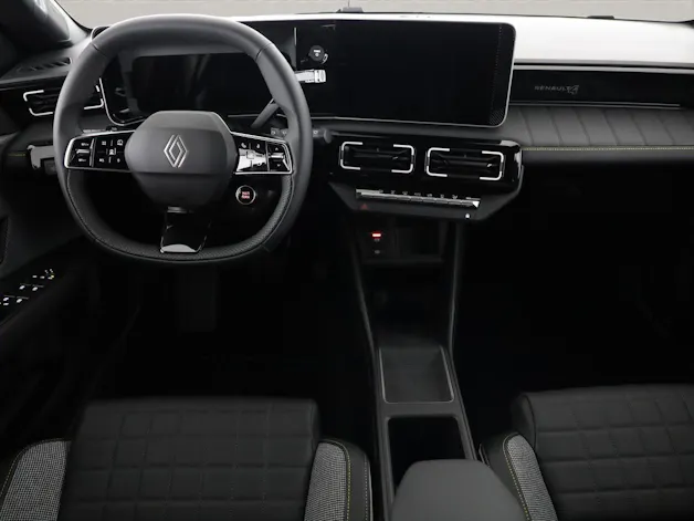 Renault R4 E-Tech Comfort Range iconic