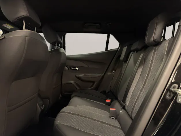 Peugeot 2008 1.2 Hybrid Allure